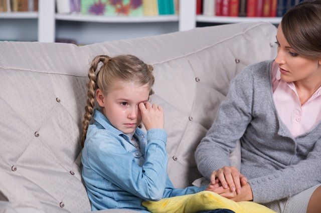 Parents-Talking-To-Children-compressed