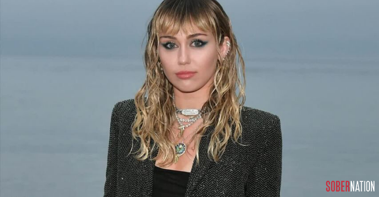 Mily Cyrus sober